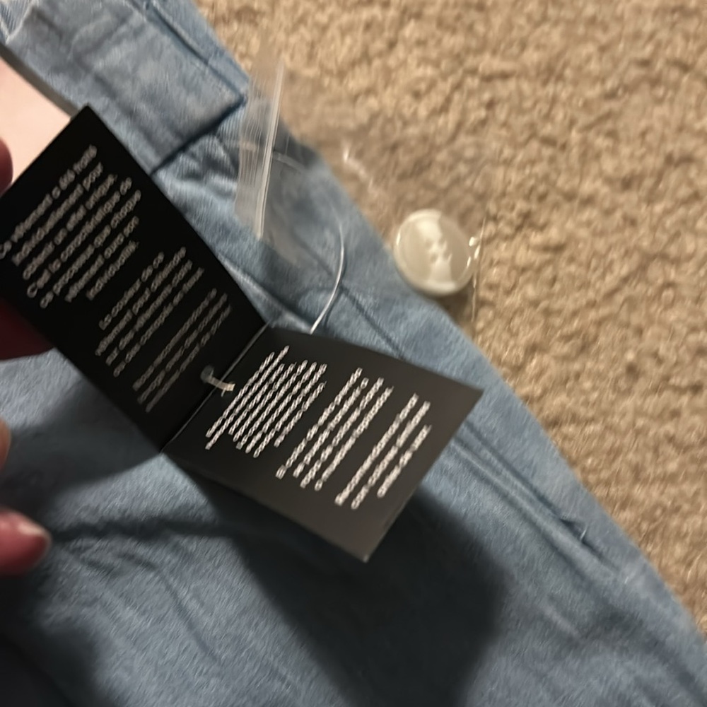 Size medium denim trousers NWT. - Picture 6 of 11